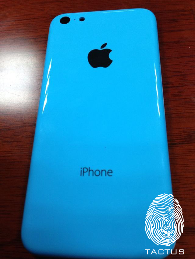 Iphone 15 blue. Iphone 5c Blue. Айфон 5с голубой. Айфон 5 синий. Iphone 5 синий корпус.