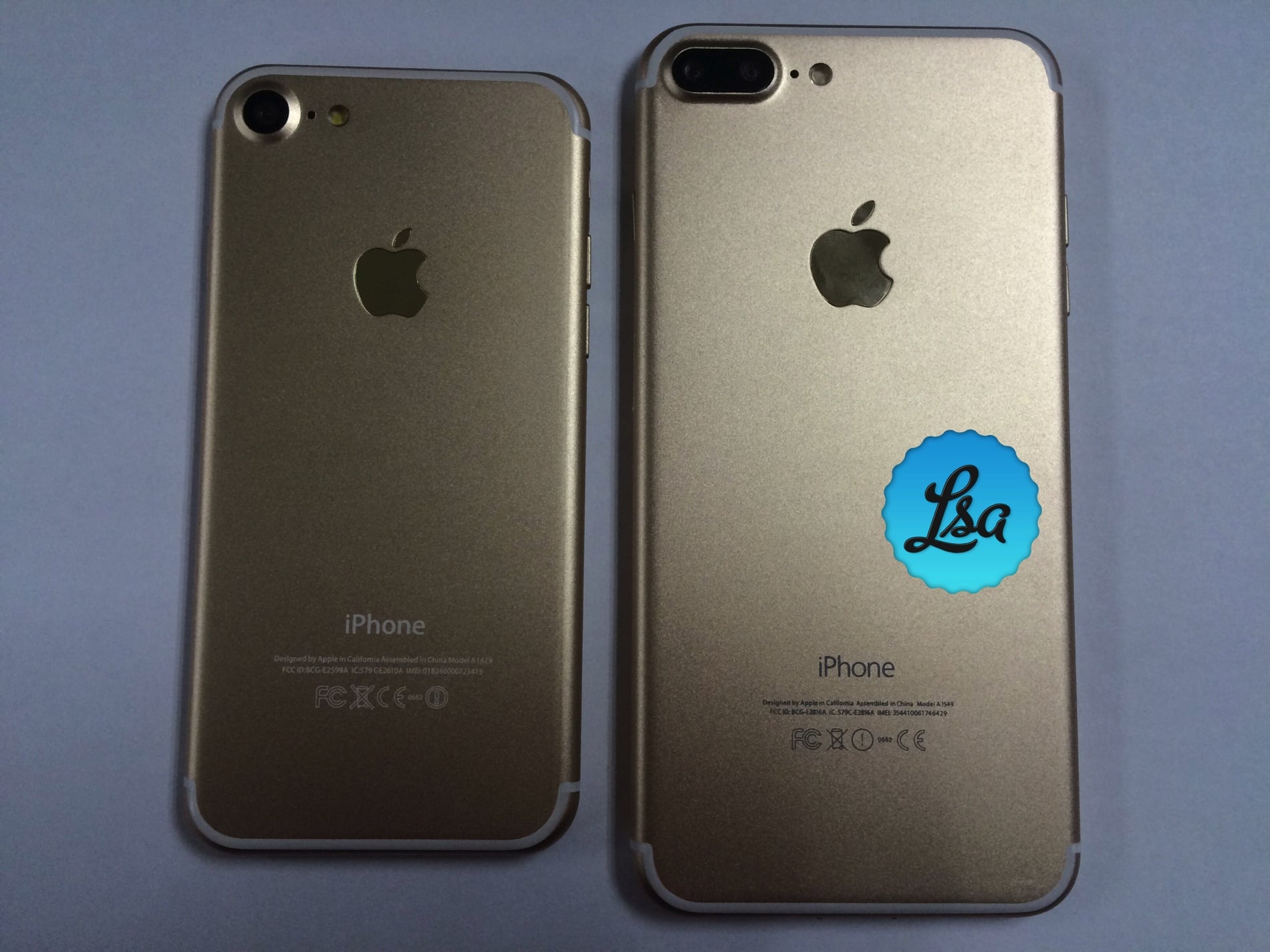 ゴールドカラーの Iphone 7 7plus のモックアップ写真がリーク