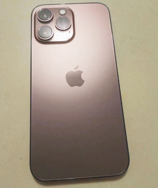 iPhone 13 Proの新色はローズゴールド？本体写真がリークされる | iPod 