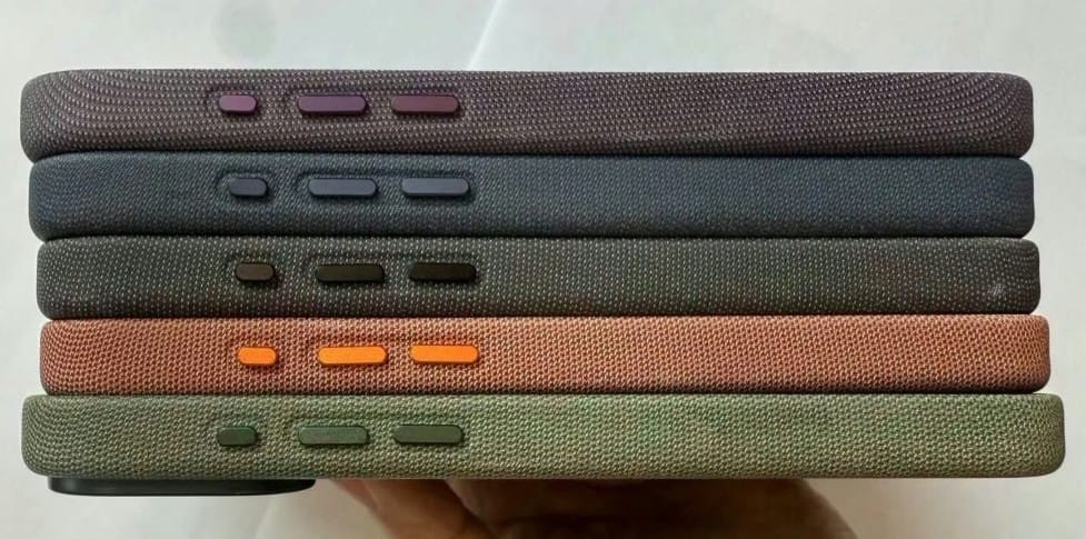 AppleTechWovenCase_iPhone17Pro_color-1.jpg AppleTechWovenCase iPhone17Pro color 1