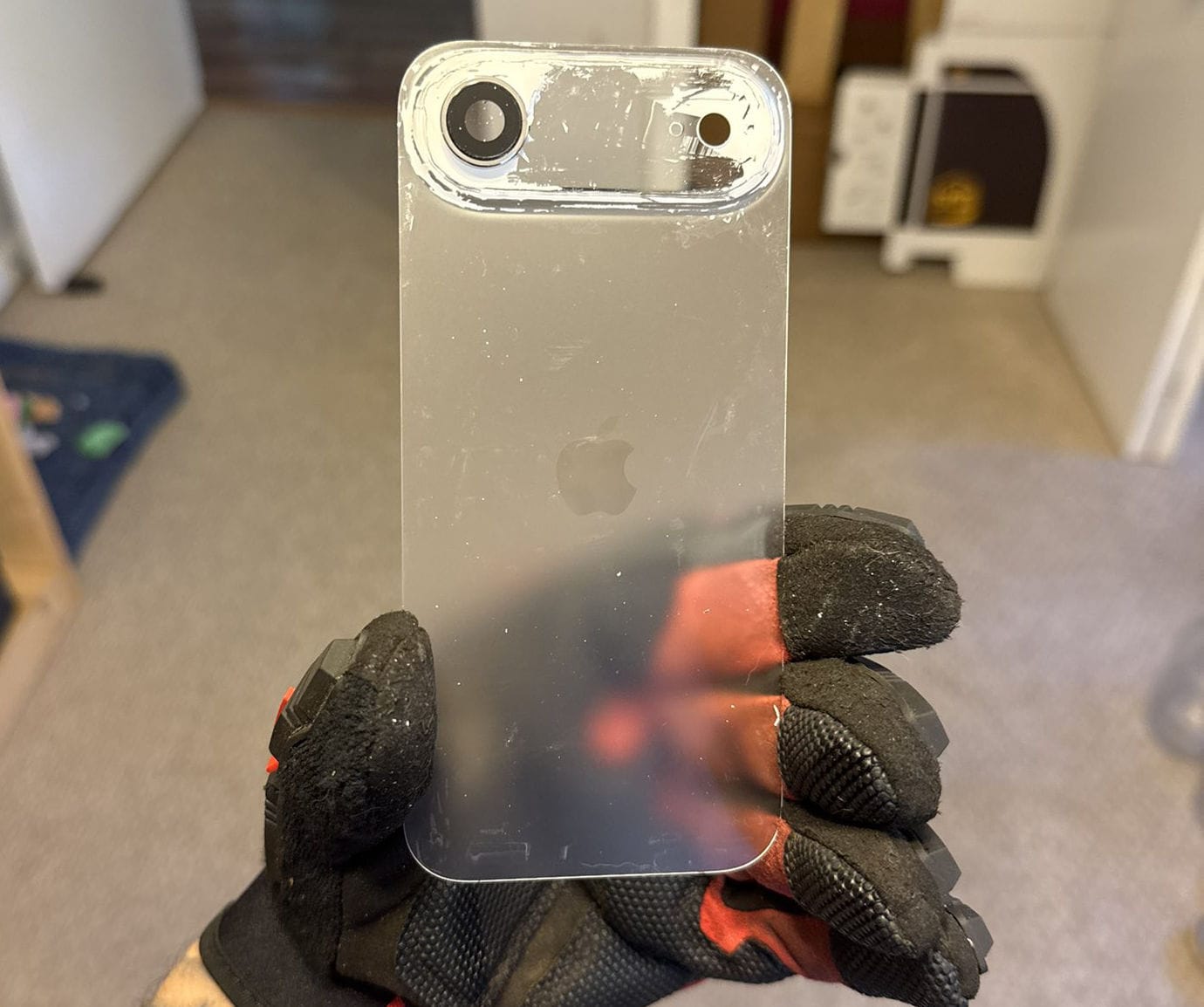 transparentbackglass-iPhoneAir2.jpg Transparentbackglass iPhoneAir2