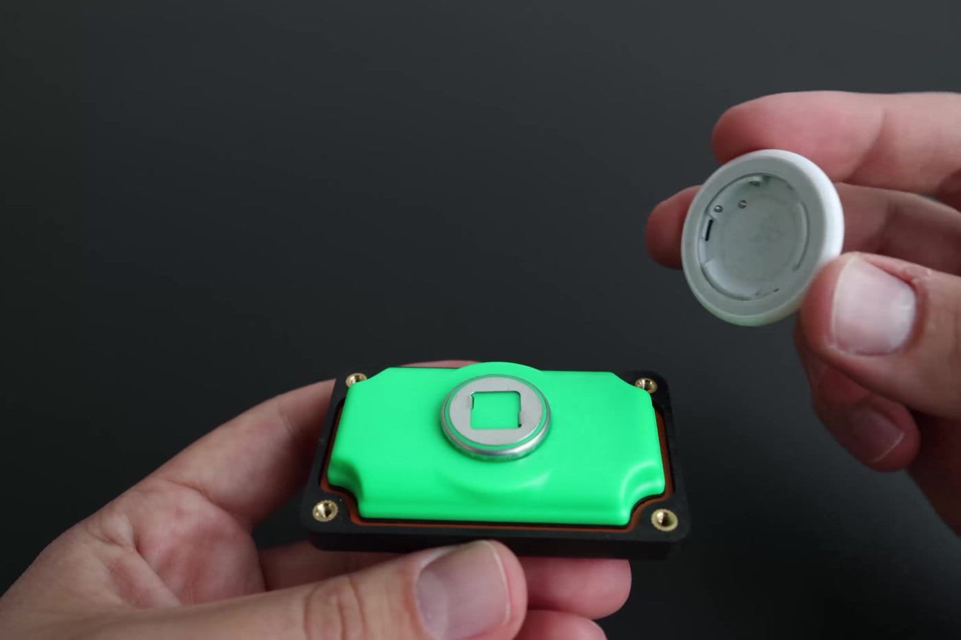 AirTag_batterycase_mini-1.jpg AirTag batterycase mini 1